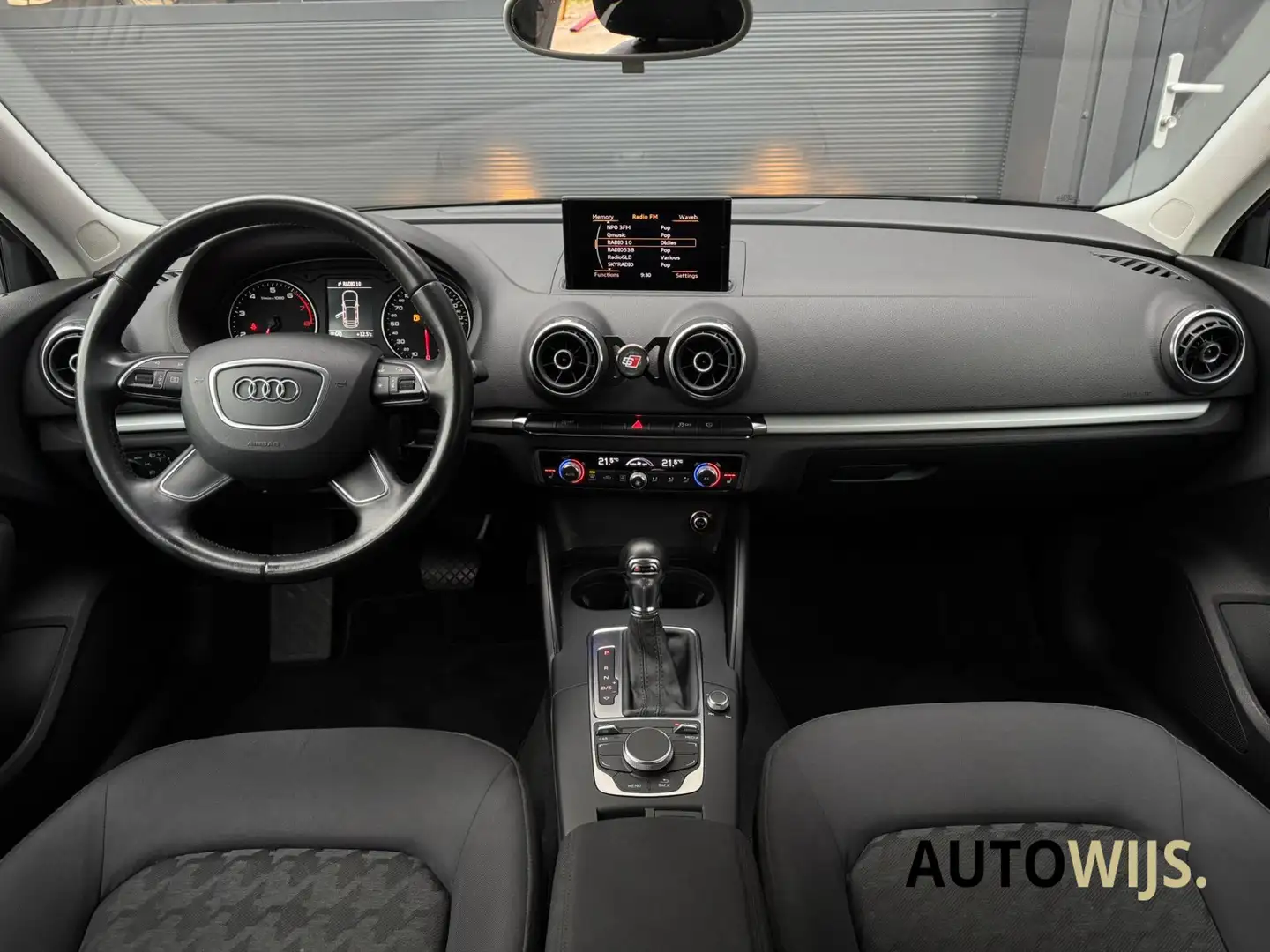 Audi A3 Sportback 1.4 TFSI Ambition Pro Line|AUT|TREKHAAK| Grijs - 2