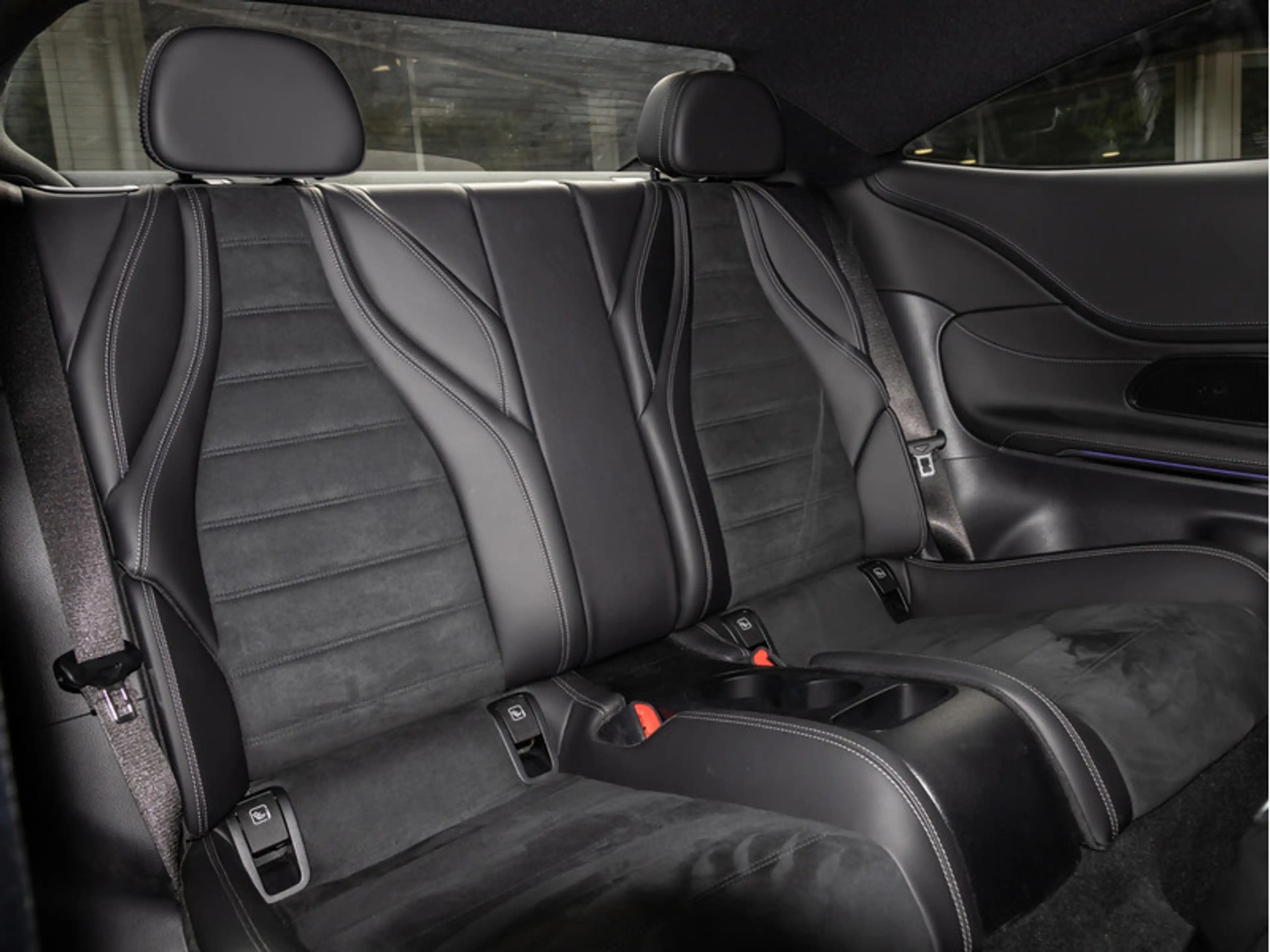 Mercedes-Benz CLE 200 Coupé AMG-Sport/Premium/Pano/Night/Memo — photo 10