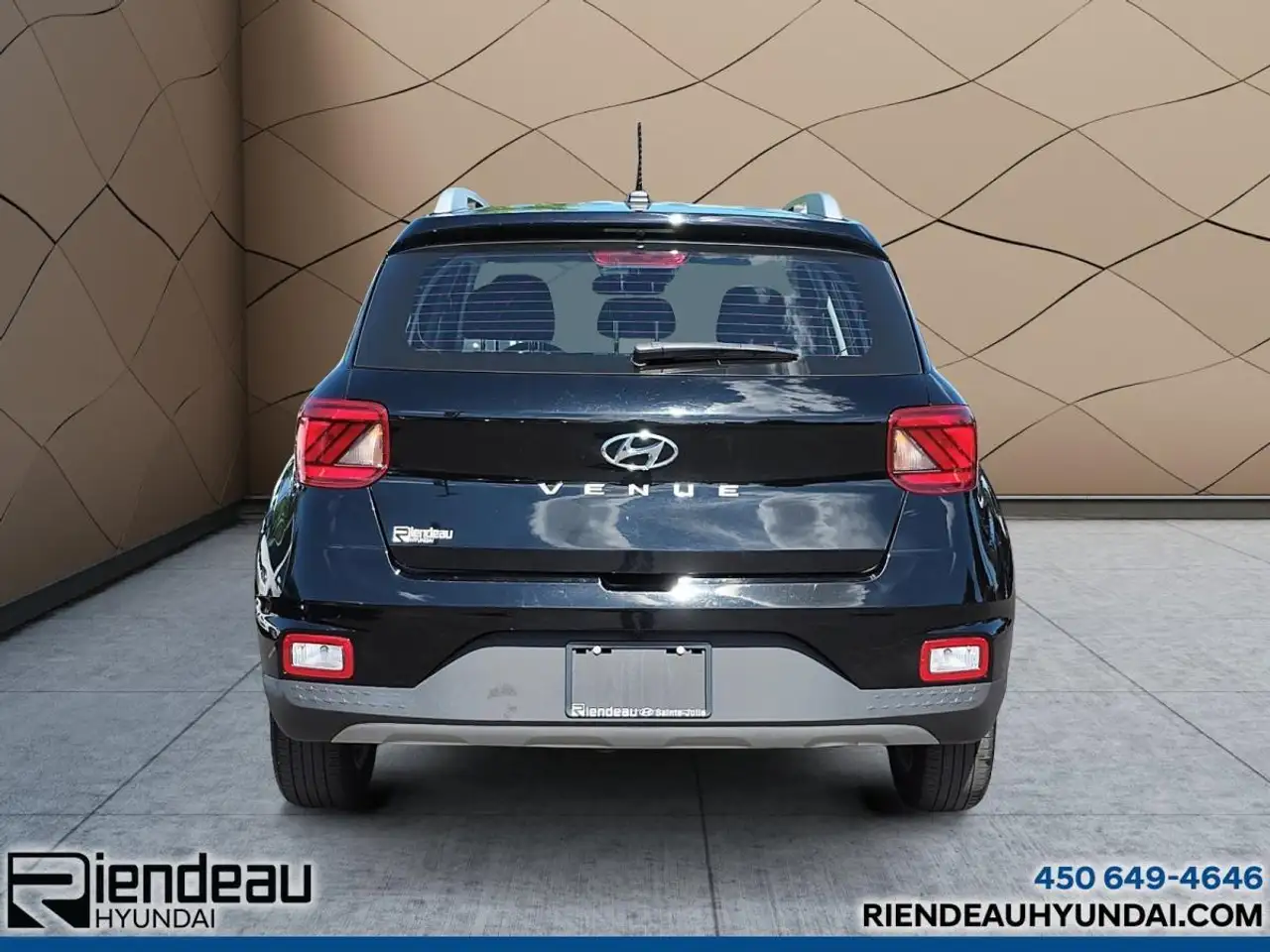 Hyundai Venue снимка Hyundai Venue