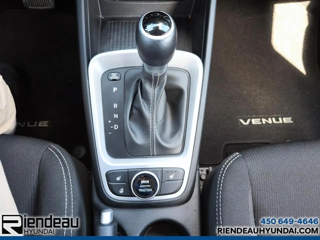 Hyundai Venue снимка Hyundai Venue