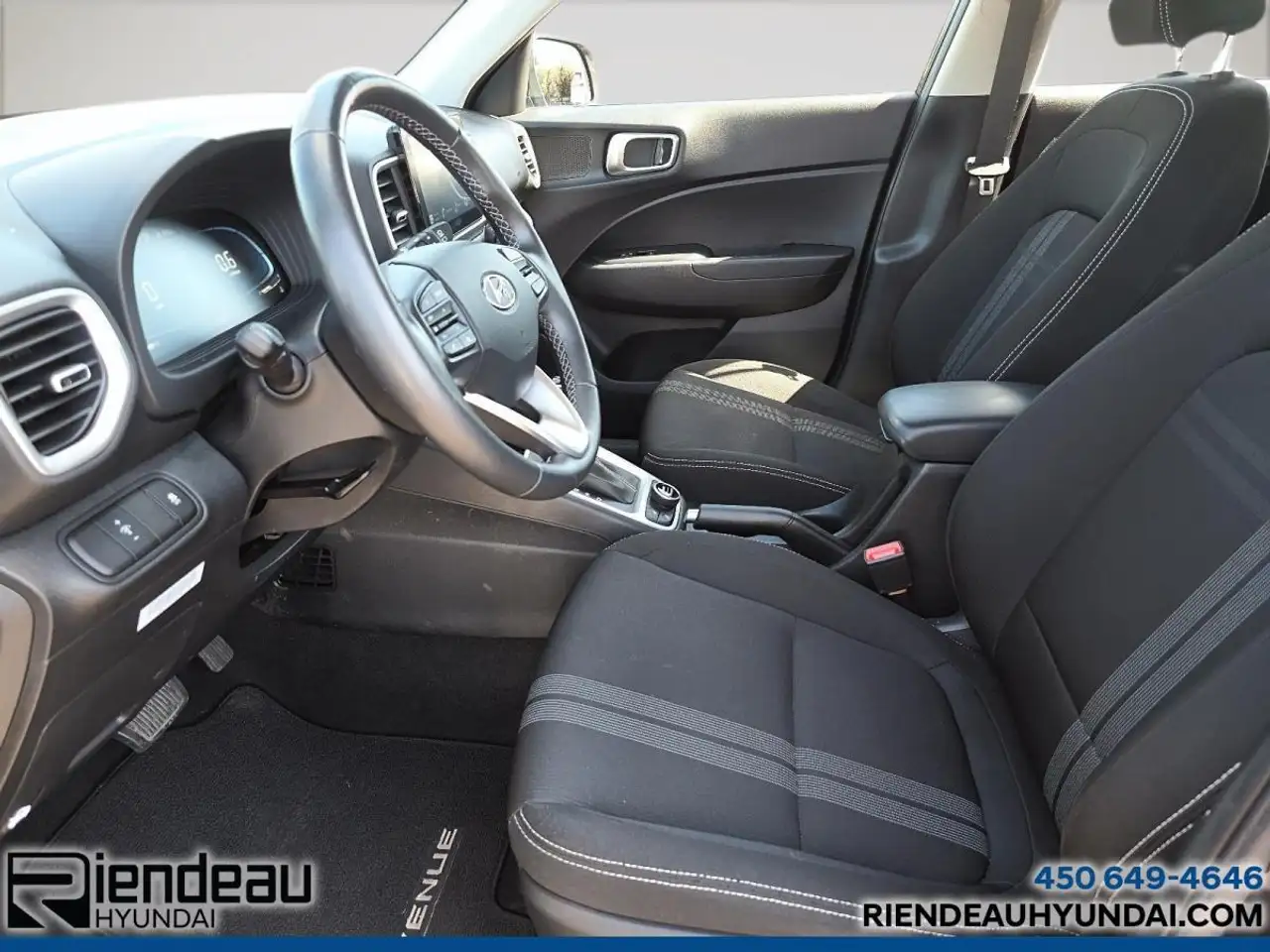 Hyundai Venue снимка Hyundai Venue