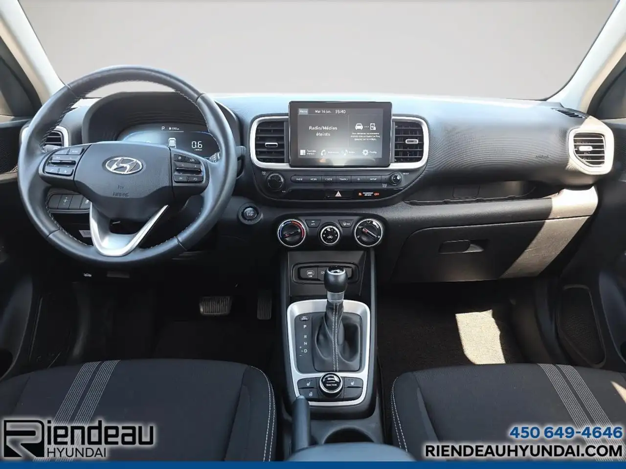 Hyundai Venue снимка Hyundai Venue