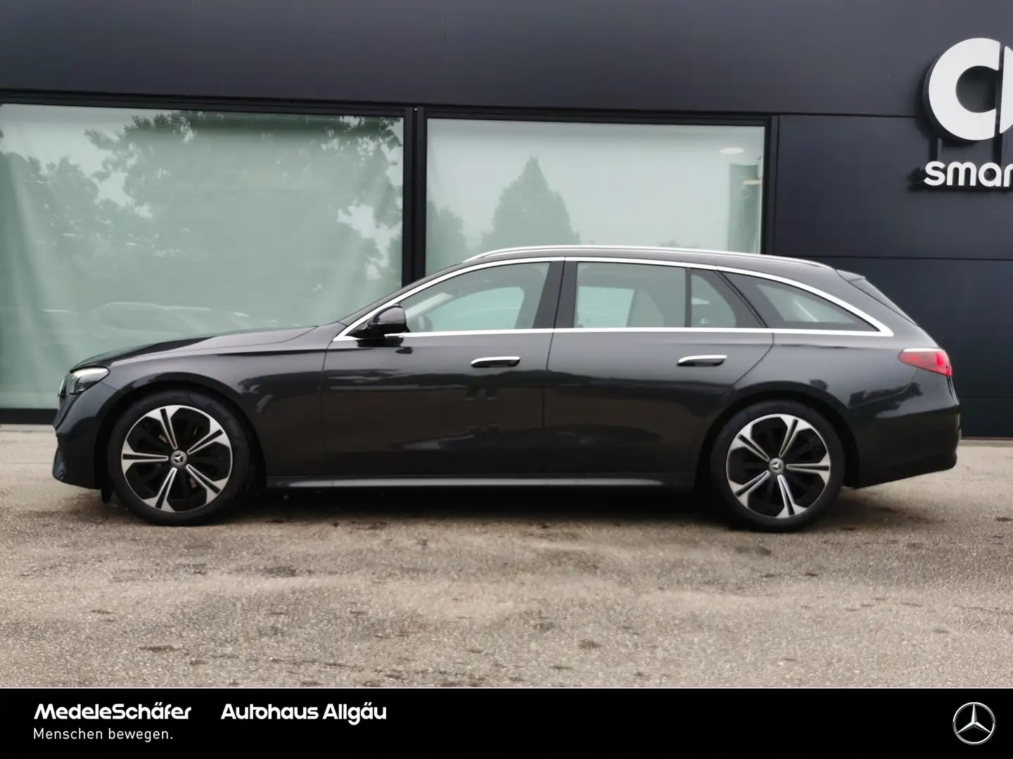 Mercedes-Benz E 220 E 220 T d Avantgarde 19" AHK Distronic Pano LED Gris - 2