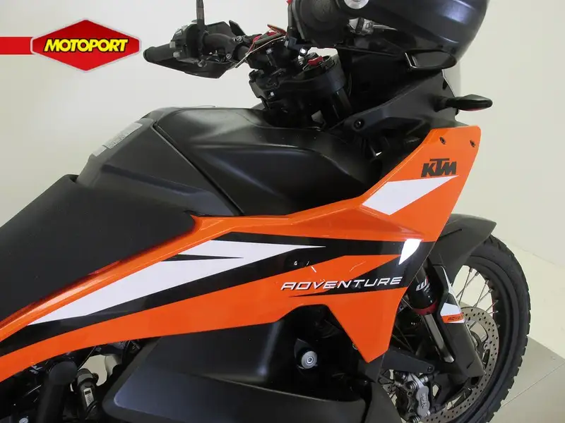 KTM 890 Adventure - foto 8