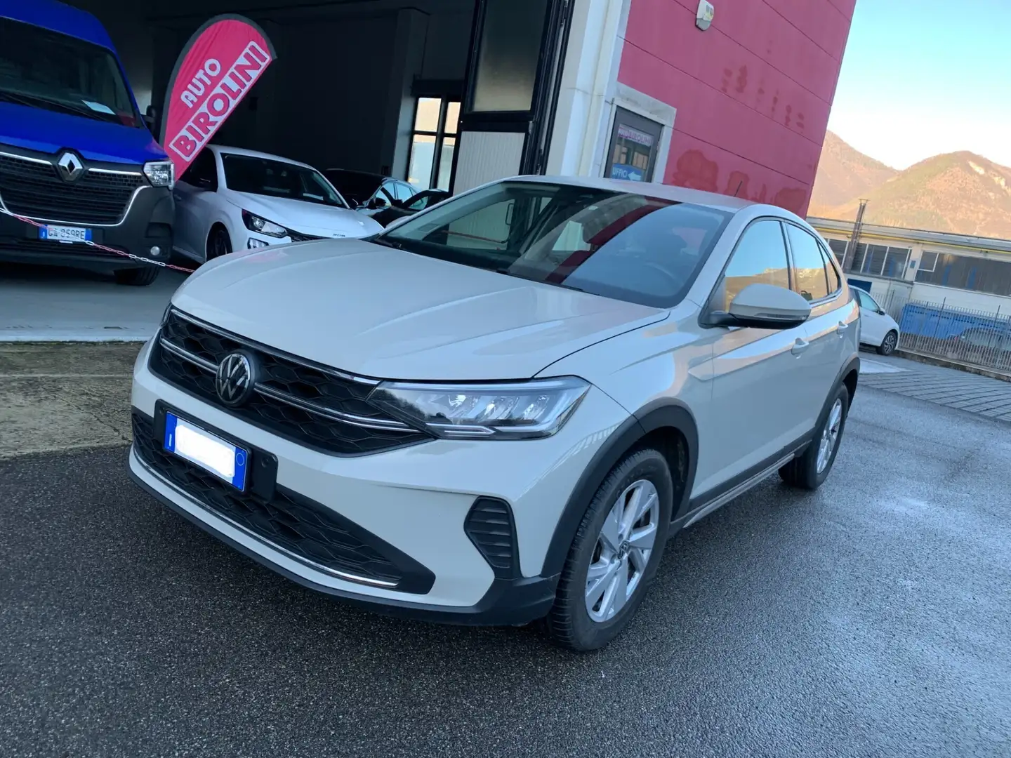 Volkswagen Taigo 1.0 TSI 110 CV DSG Life Beige - 1