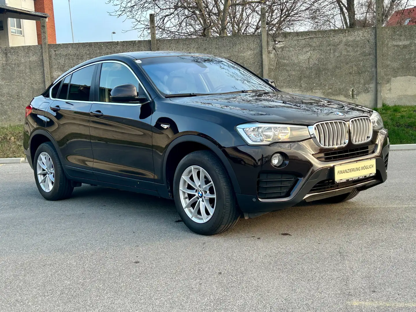 BMW X4 xDrive 30d Aut. Braun - 2