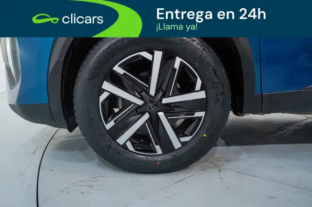 Peugeot 2008 view 11