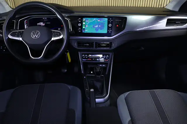 Volkswagen Polo view 2