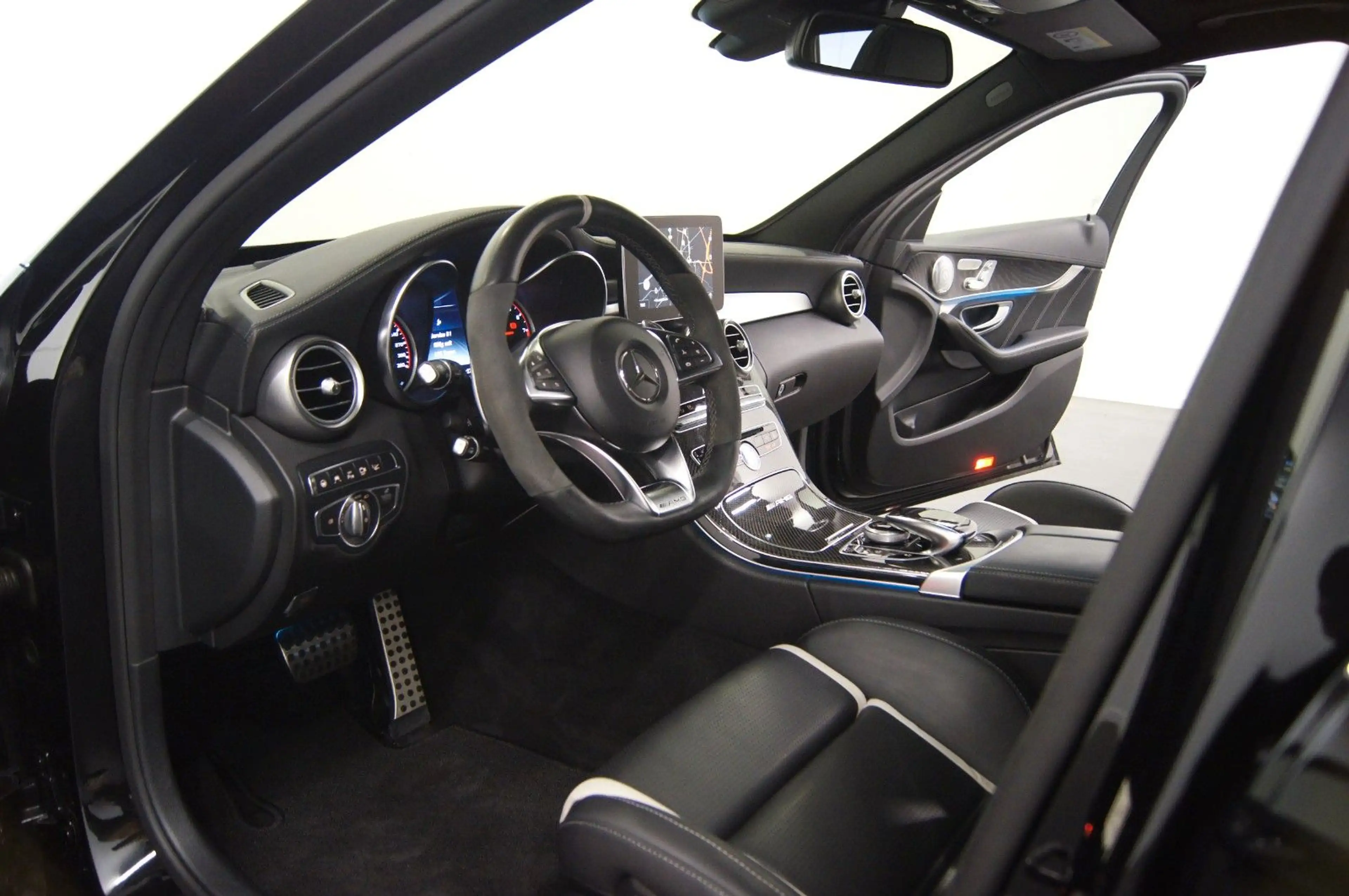 Mercedes-Benz C 63 AMG |HUD|PANO|BUR|PERFRSITZ|360|NIGHT|DRIVER — photo 13