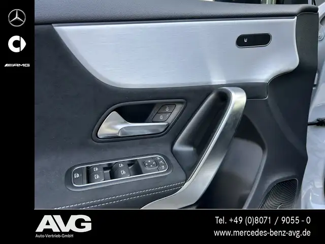 Mercedes-Benz A-Class view 9