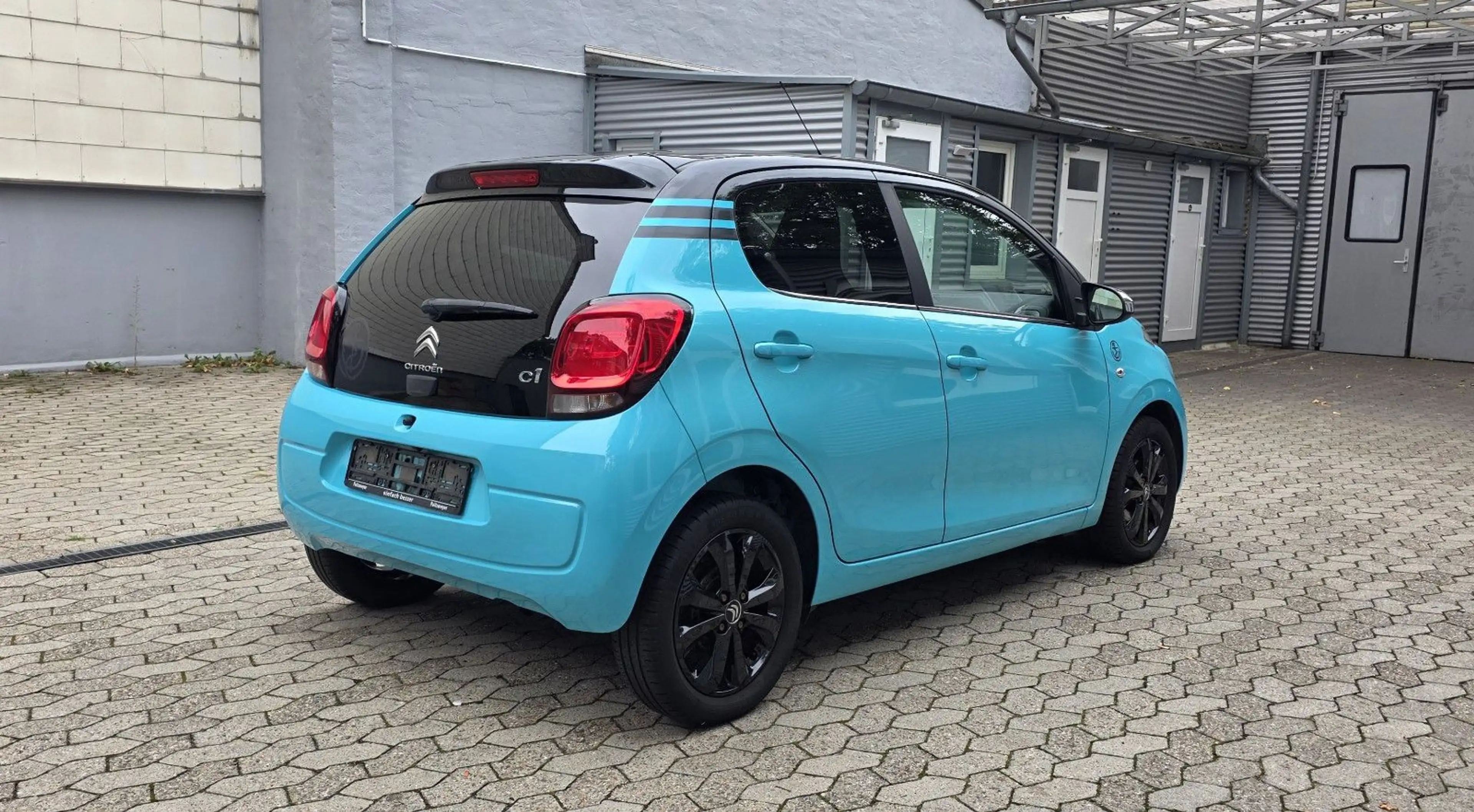 Citroen C1 Shine 82 ps, Klimatonik,Kamera,Alu,Miror-Link — photo 3