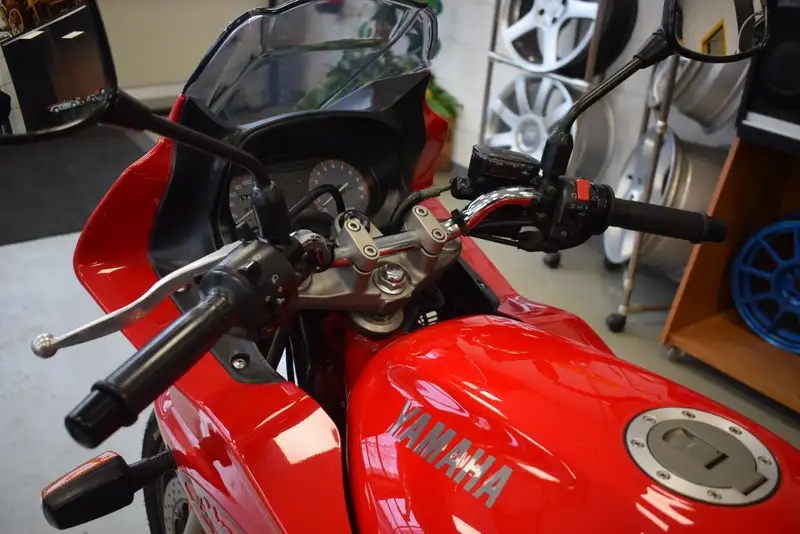 Yamaha XJ 600 - foto 8