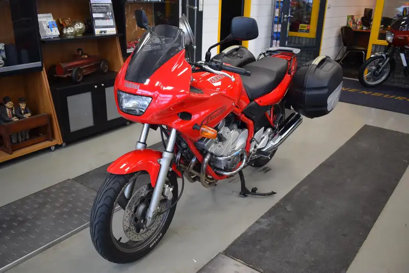 Yamaha XJ 600