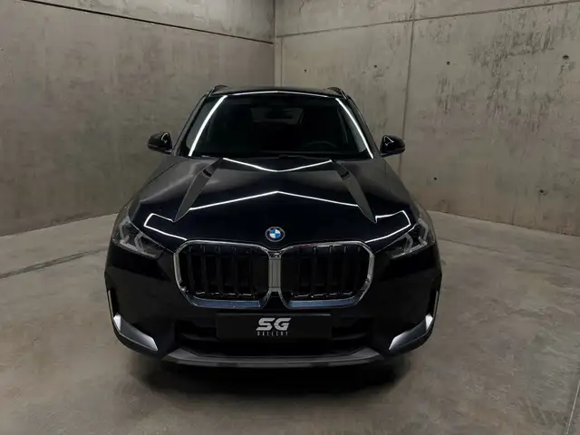 BMW X1 view 2
