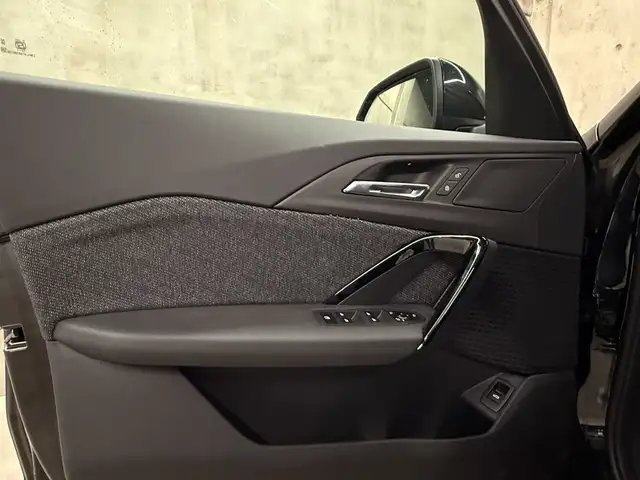 BMW X1 view 8