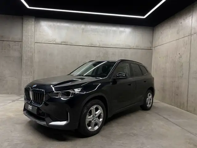 BMW X1 view 3
