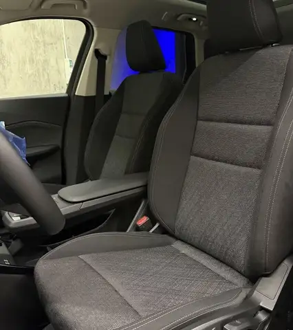 BMW X1 view 9