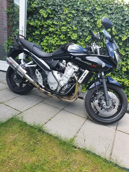 Suzuki Bandit 650 - foto 2