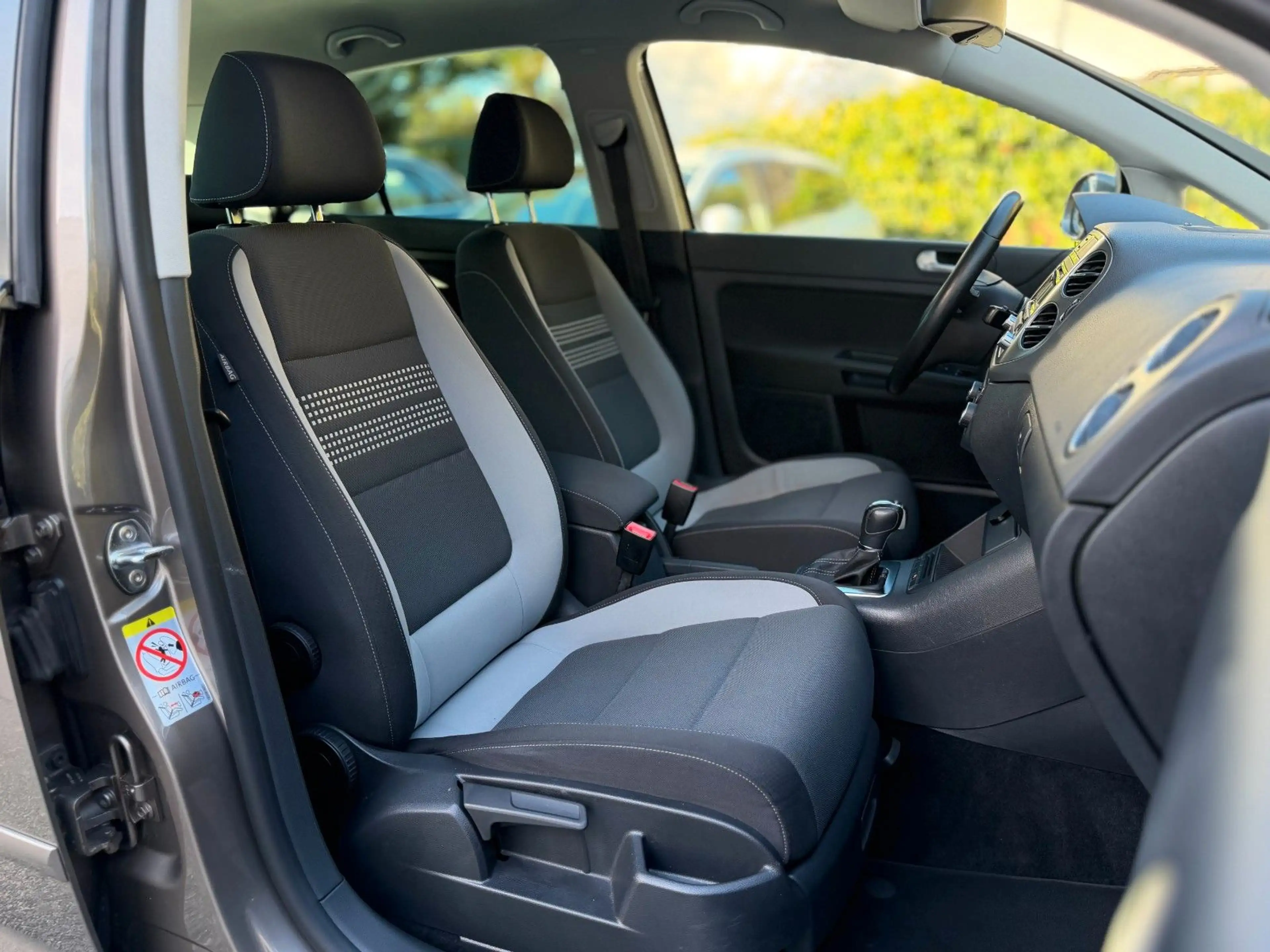 Volkswagen Golf Plus VI Life STANDHZG.*KLIMA*1.HAND — photo 10