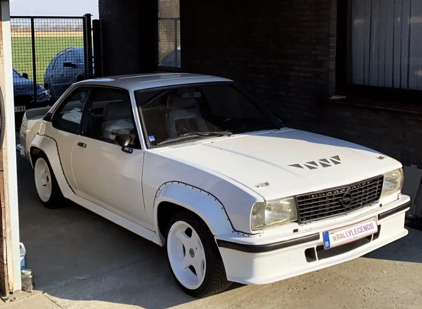 Opel Ascona B 1900 - 1