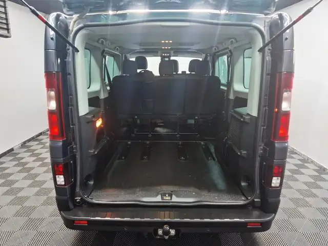 Renault Trafic view 8