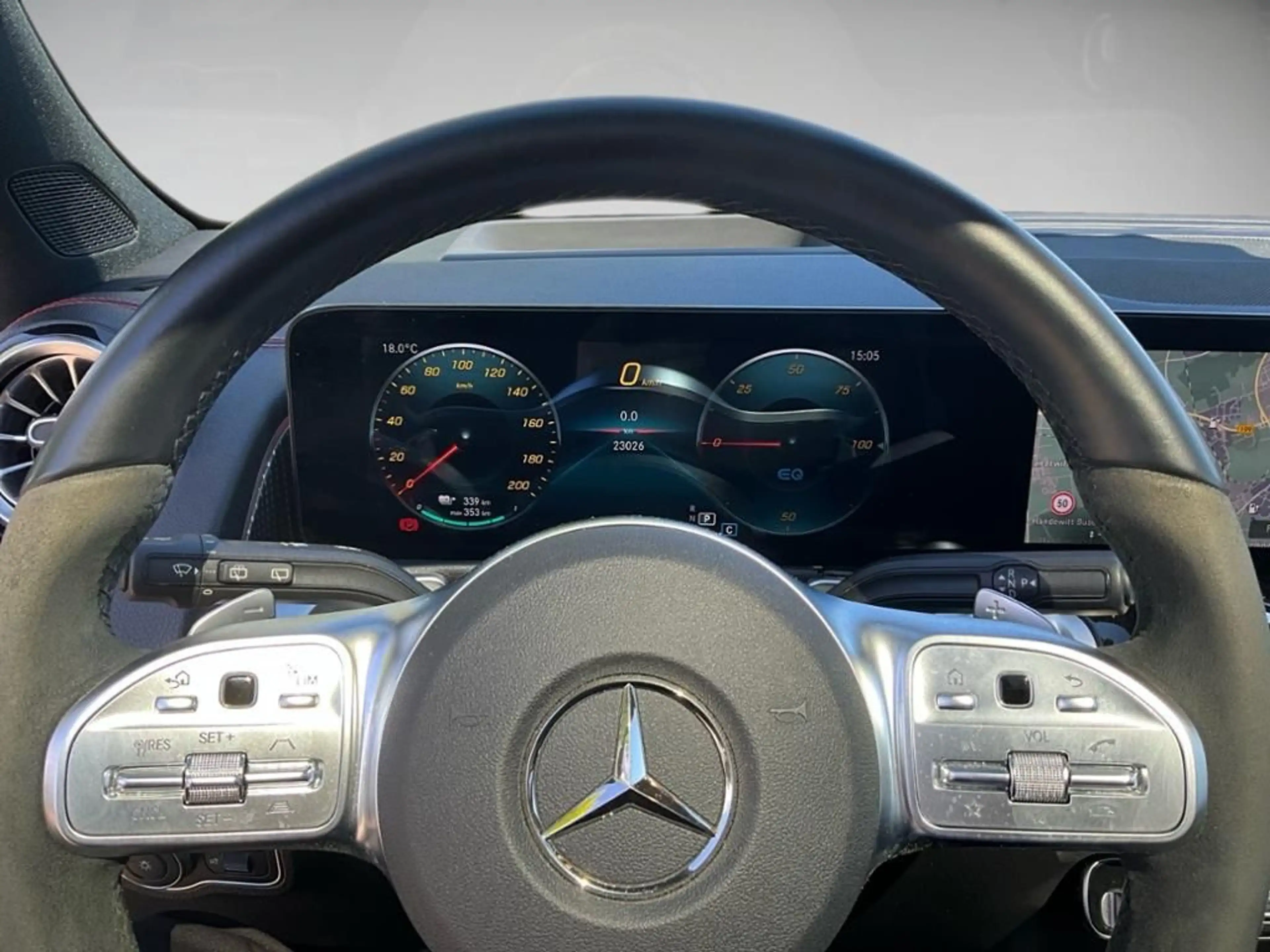 Mercedes-Benz EQB 300 4M AMG Advanced-Plus-Paket 360 ACC AUT — photo 12