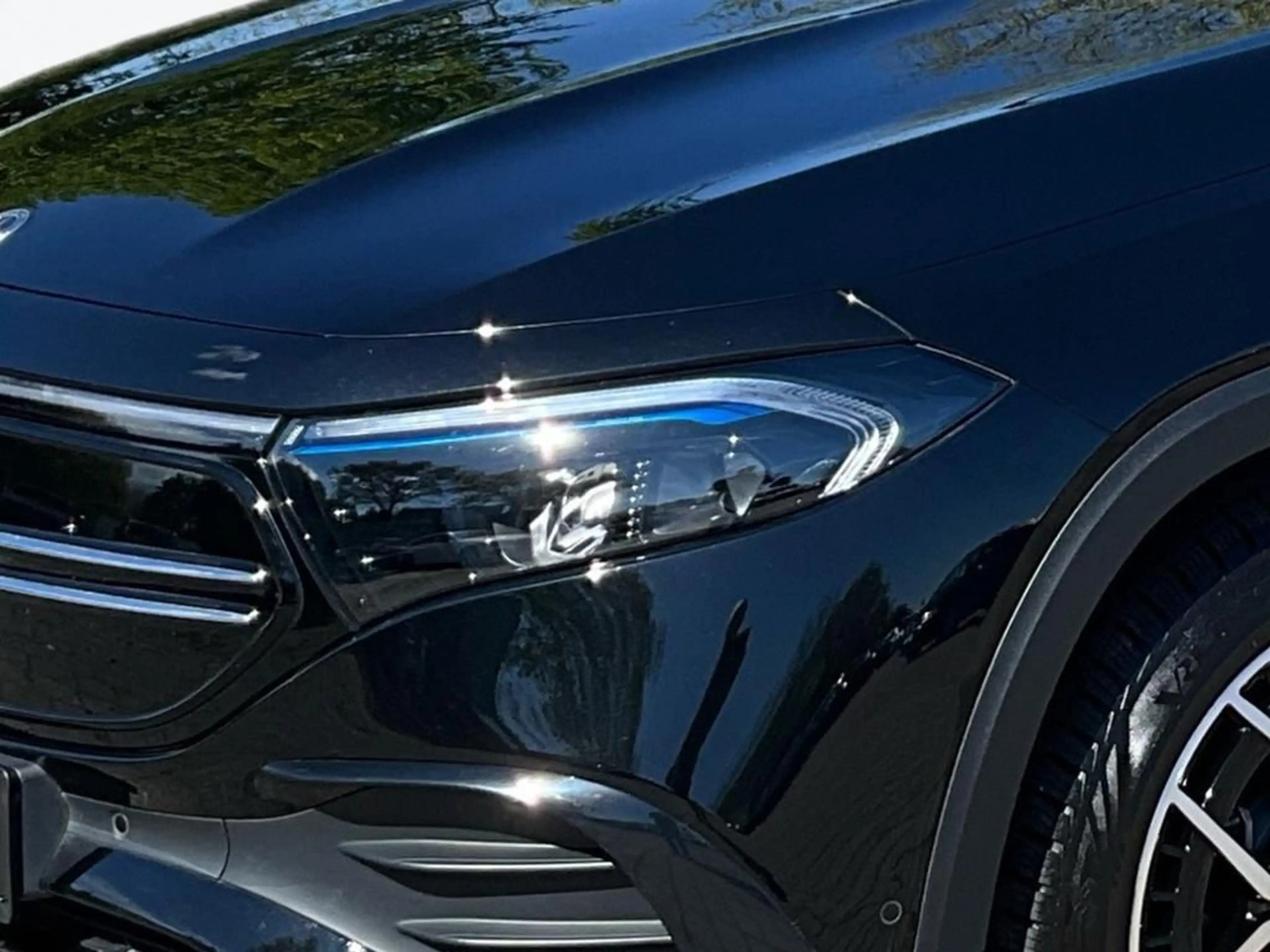 Mercedes-Benz EQB 300 4M AMG Advanced-Plus-Paket 360 ACC AUT — photo 6