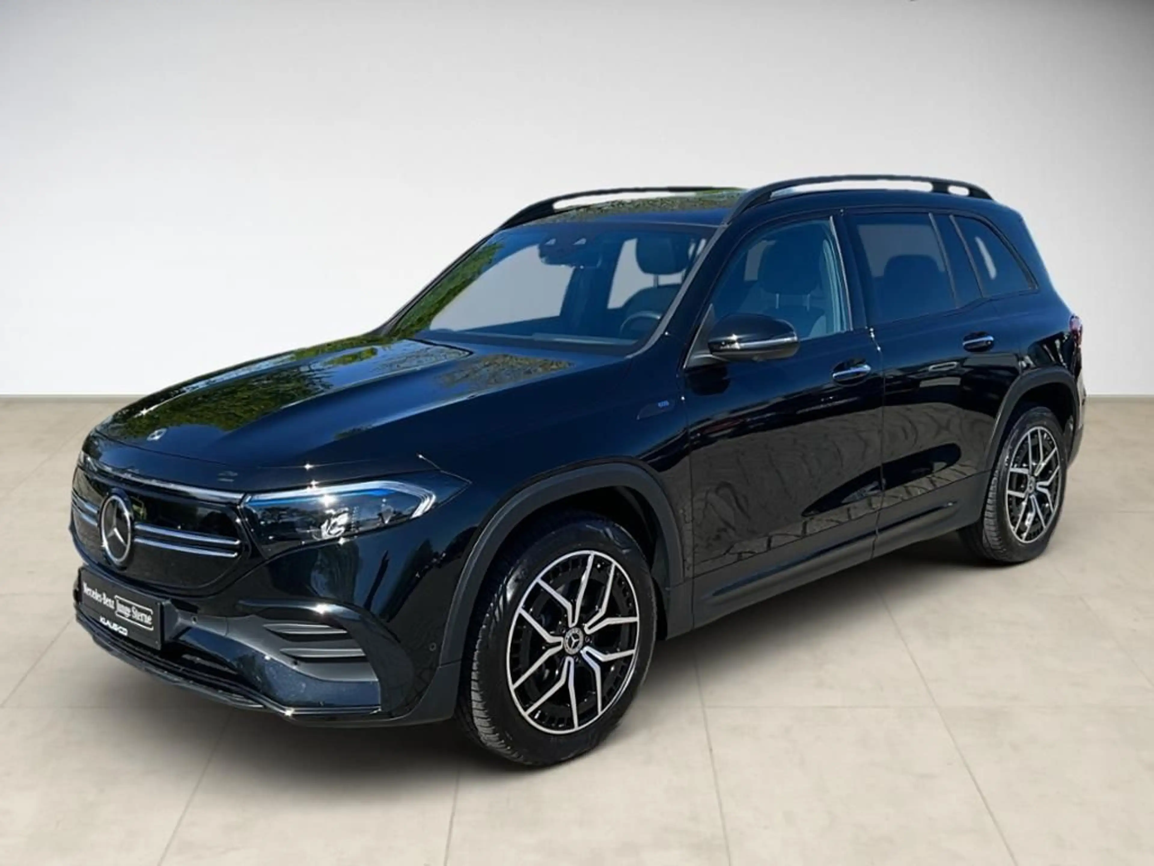 Mercedes-Benz EQB 300 4M AMG Advanced-Plus-Paket 360 ACC AUT