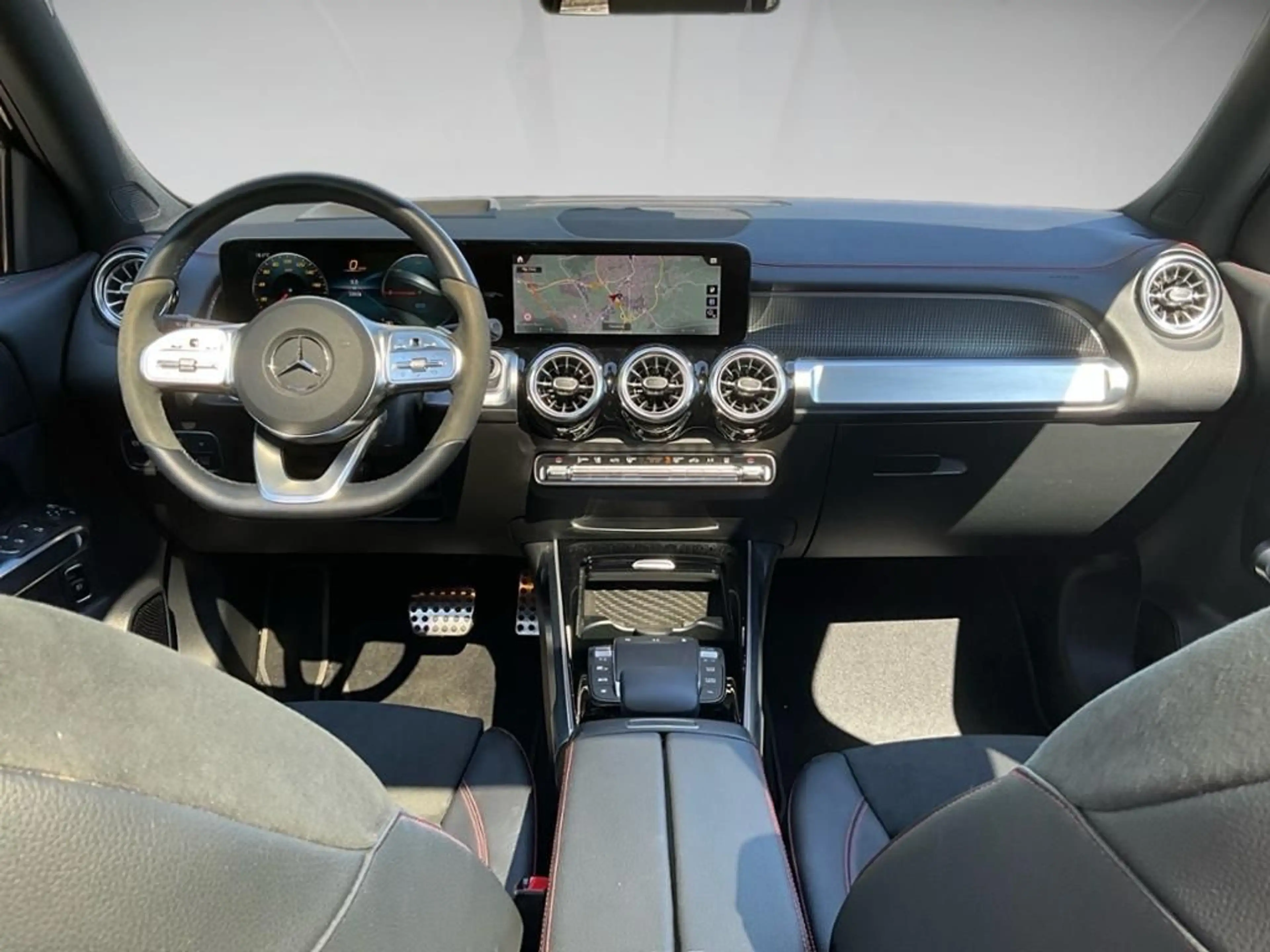 Mercedes-Benz EQB 300 4M AMG Advanced-Plus-Paket 360 ACC AUT — photo 10
