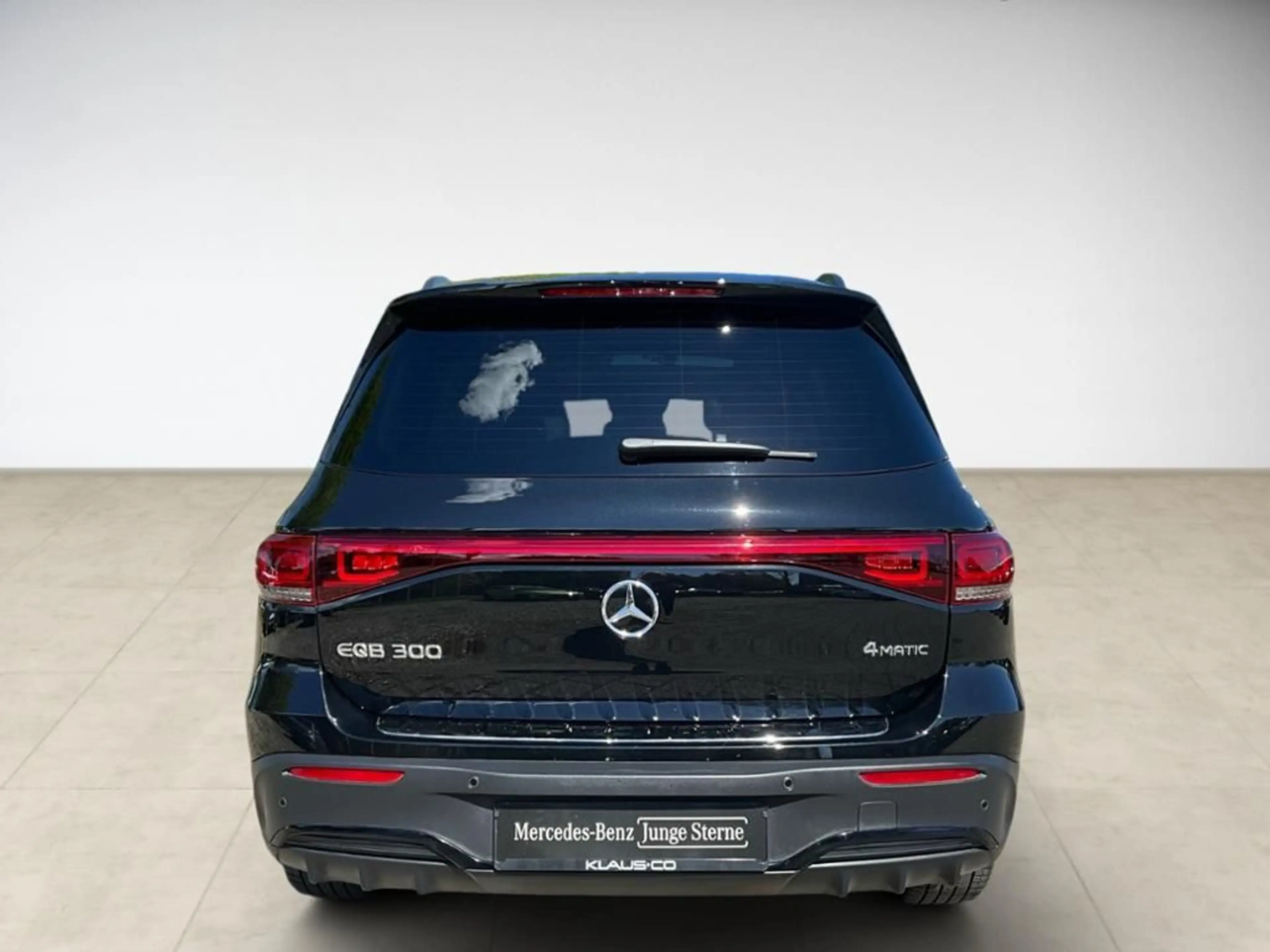Mercedes-Benz EQB 300 4M AMG Advanced-Plus-Paket 360 ACC AUT — photo 5