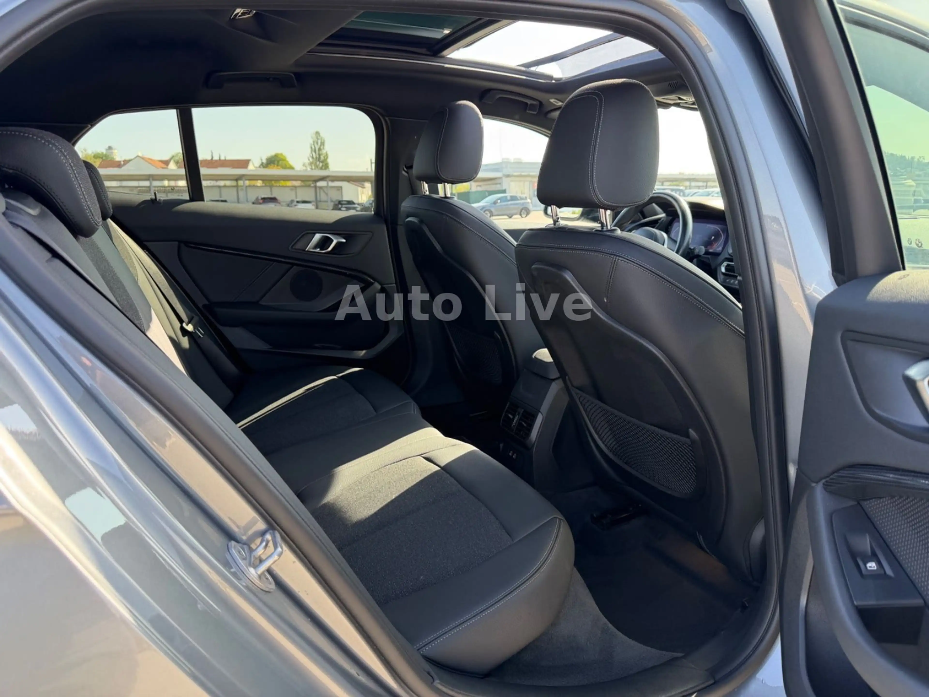 BMW 120 d xDrive*SPORT LINE*PANO*VIRTU*LED*KAMERA*VOL — photo 12
