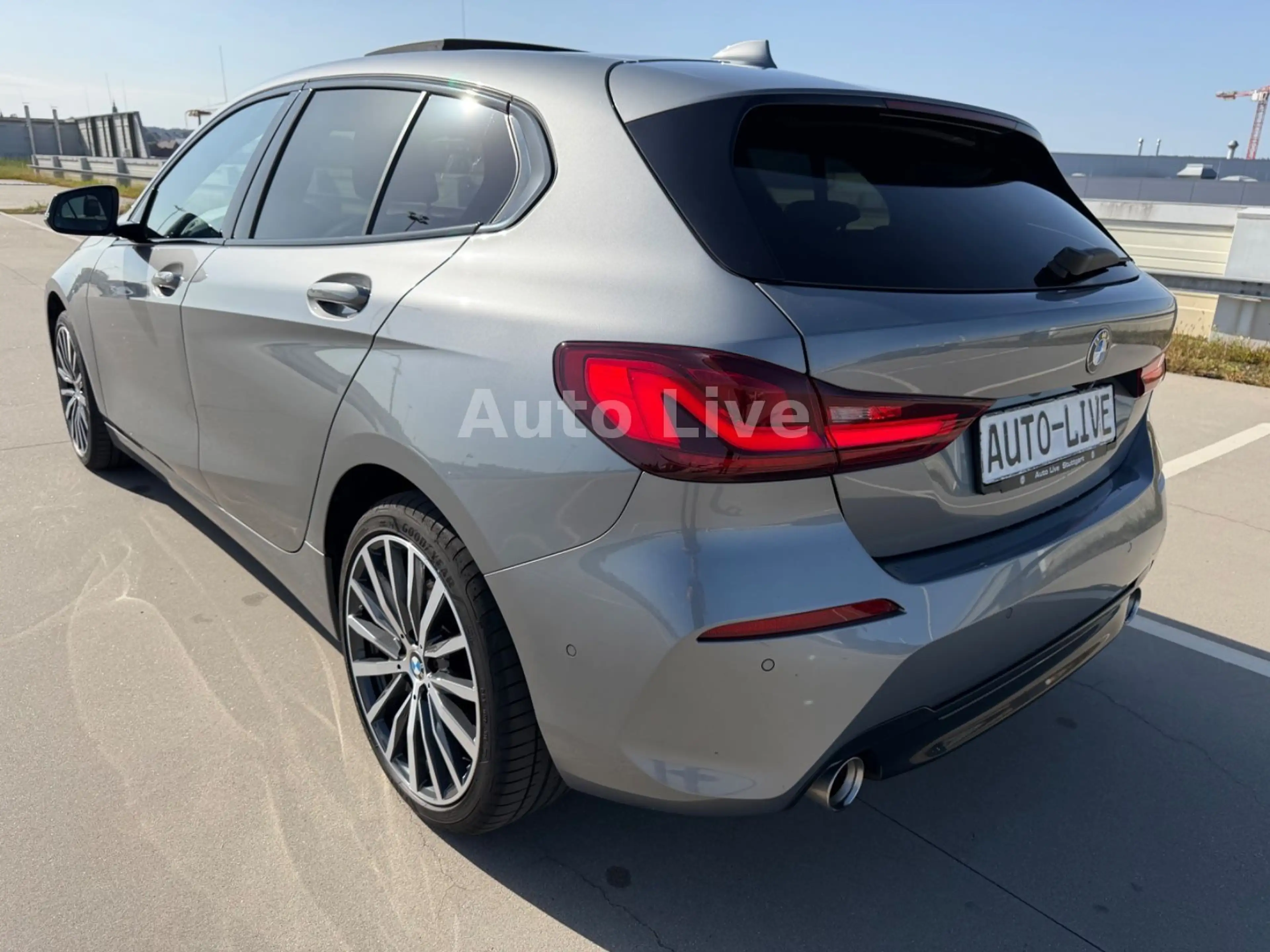 BMW 120 d xDrive*SPORT LINE*PANO*VIRTU*LED*KAMERA*VOL — photo 3