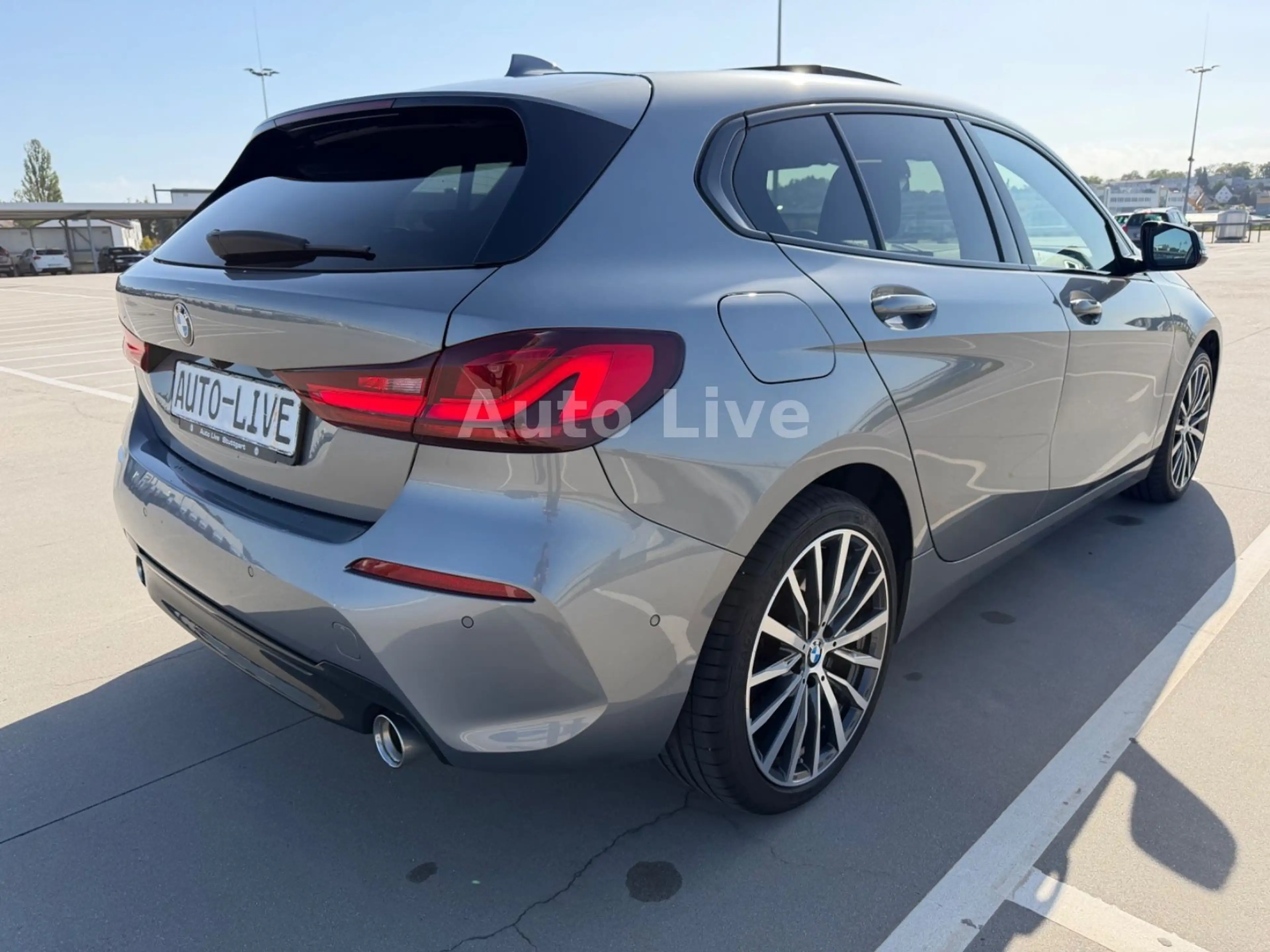 BMW 120 d xDrive*SPORT LINE*PANO*VIRTU*LED*KAMERA*VOL — photo 5