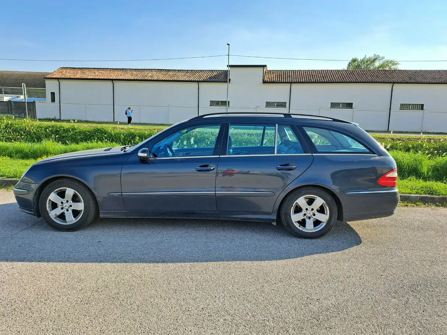 Mercedes-Benz 220 e 220 cdi avantgarde sw e211 - 1