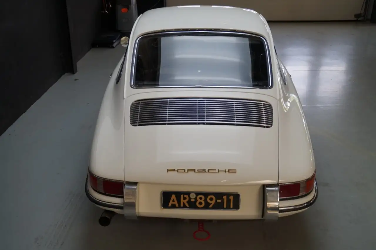 Porsche 911 Restomod â in the Spirit of R-Gruppe (1965), foto 5