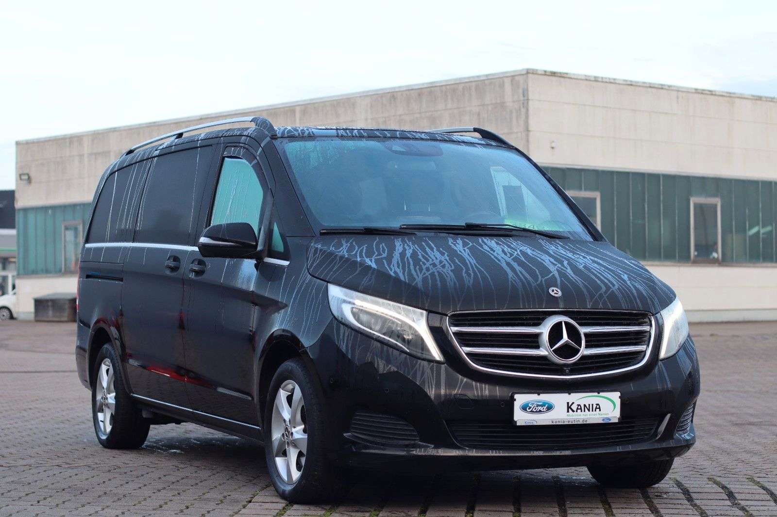 Second hand Mercedes Benz V-Class 