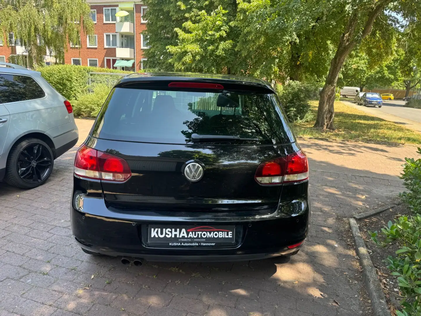 Volkswagen Golf VI Highline Noir - 2