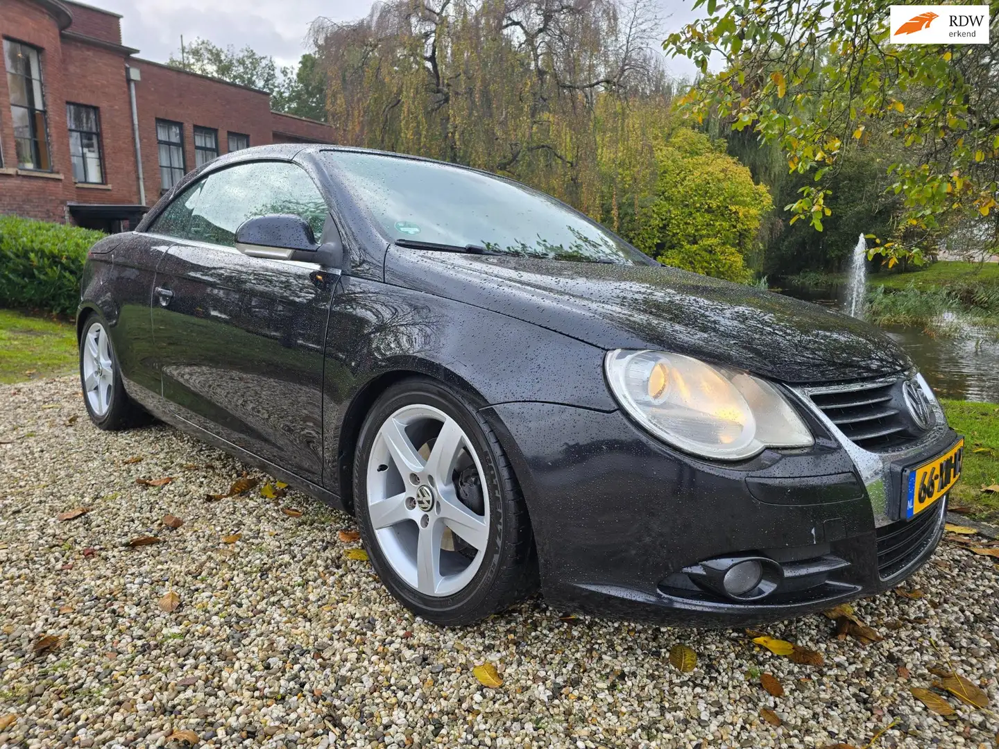 Volkswagen Eos 2.0-16v FSI (dak defect) Zwart - 1