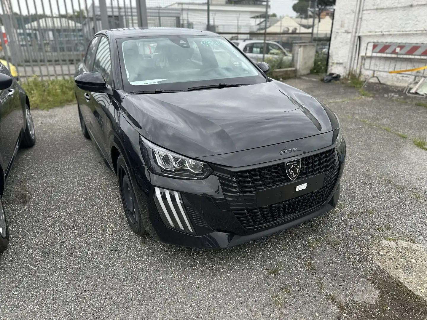 Peugeot 208 208 PureTech 75 Stop&Start 5 porte Style Nero - 1