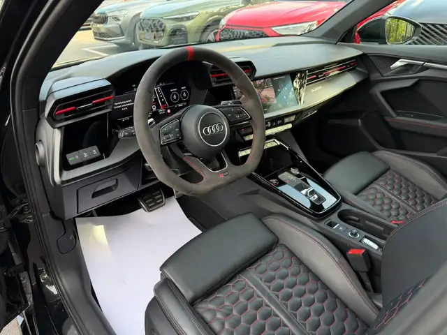 Audi RS3 view 4
