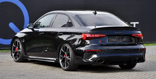 Audi RS3 view 3