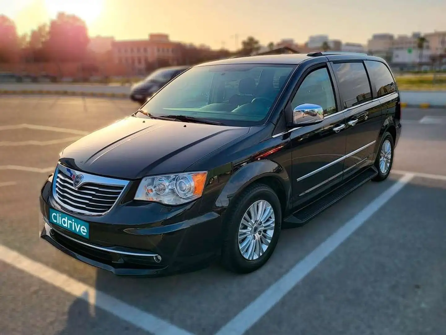 Lancia Voyager 2.8CRD Platinum Aut. Negro - 2