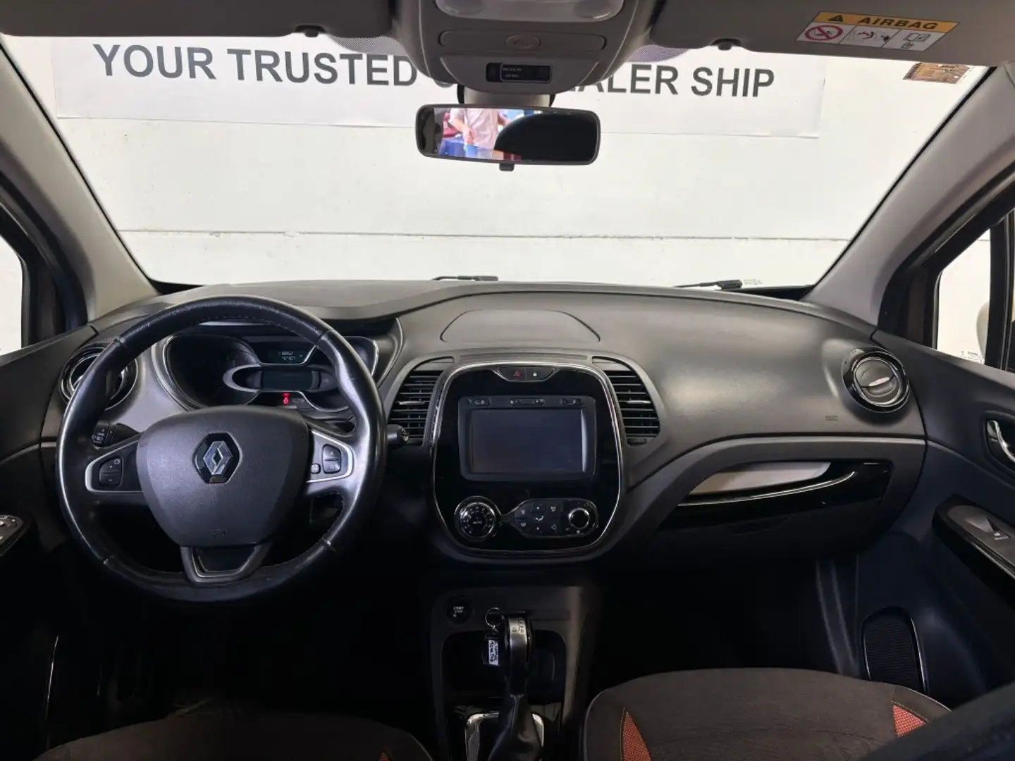 Renault Captur Pequeño Automático de 5 Puertas Marrón - 2