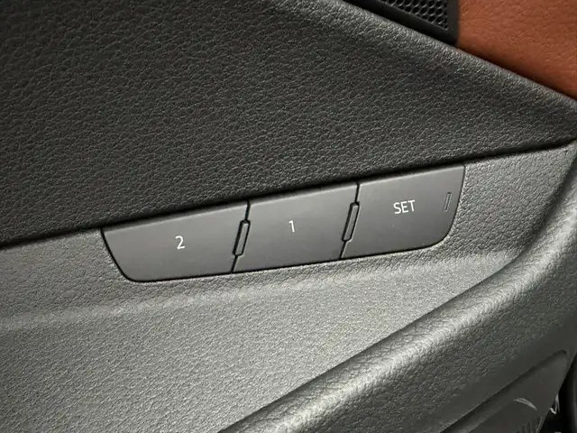 Audi E-Tron view 11