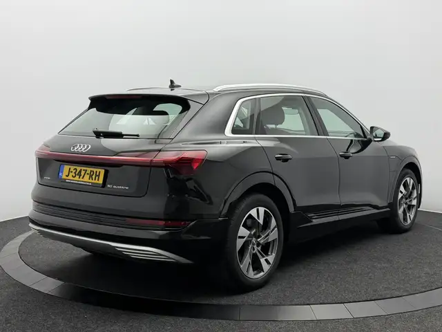 Audi E-Tron view 4