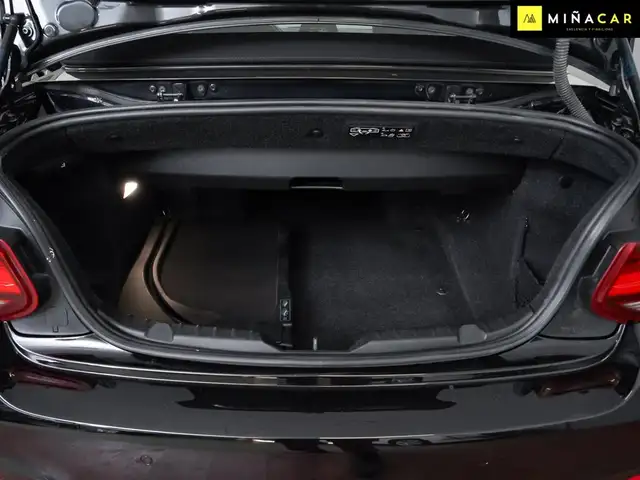 BMW 2 Series view 28