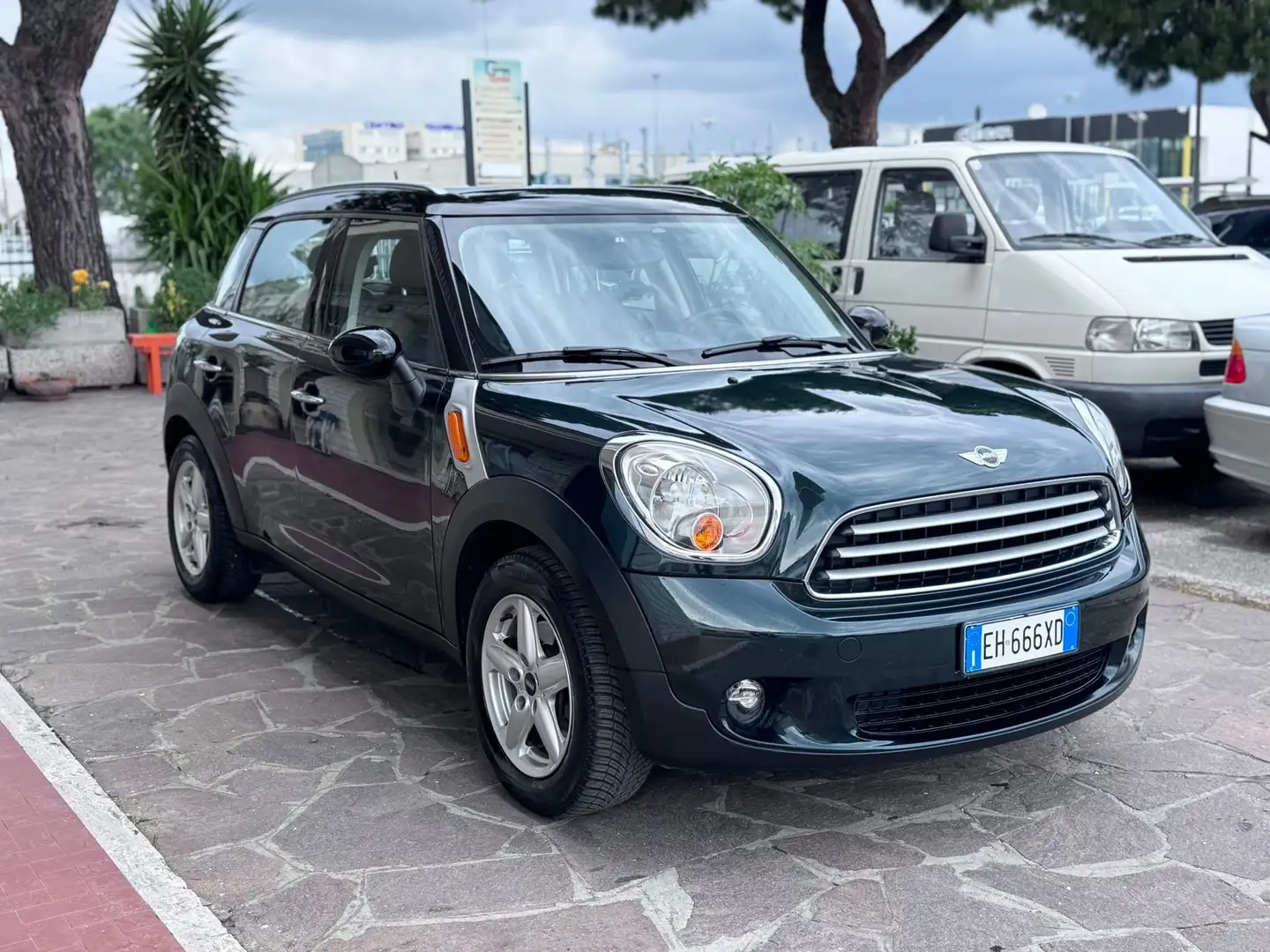 MINI Cooper Countryman Mini Countryman 1.6 Cooper Grün - 1
