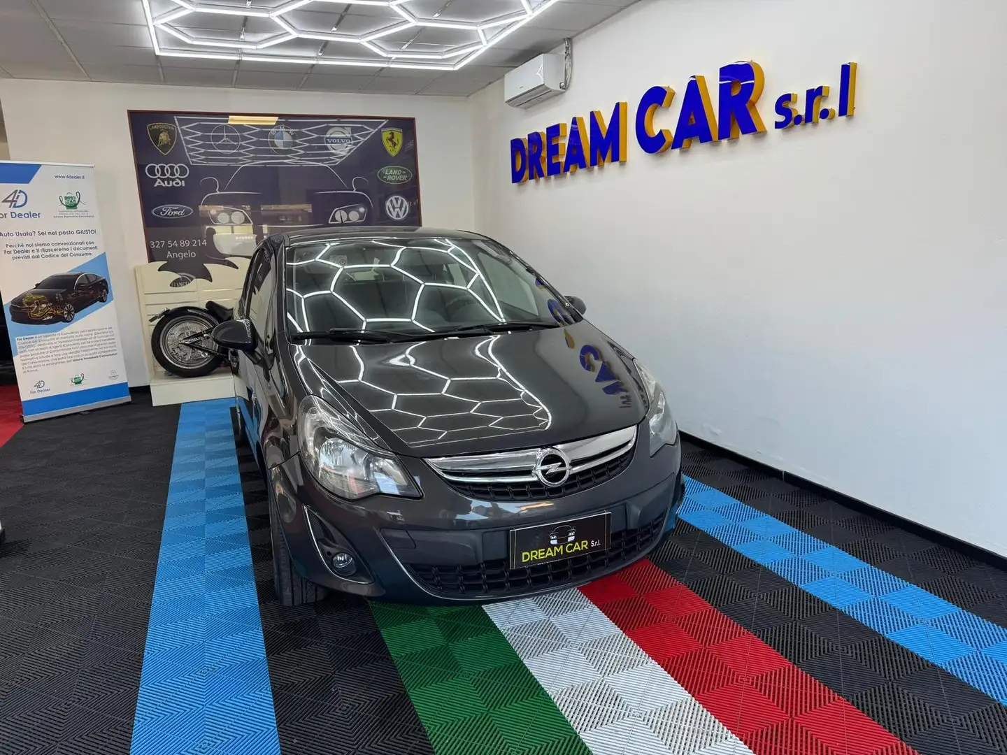 Opel Corsa Corsa 5p 1.2 Edition (elective) Gpl-tech 85cv Grijs - 1