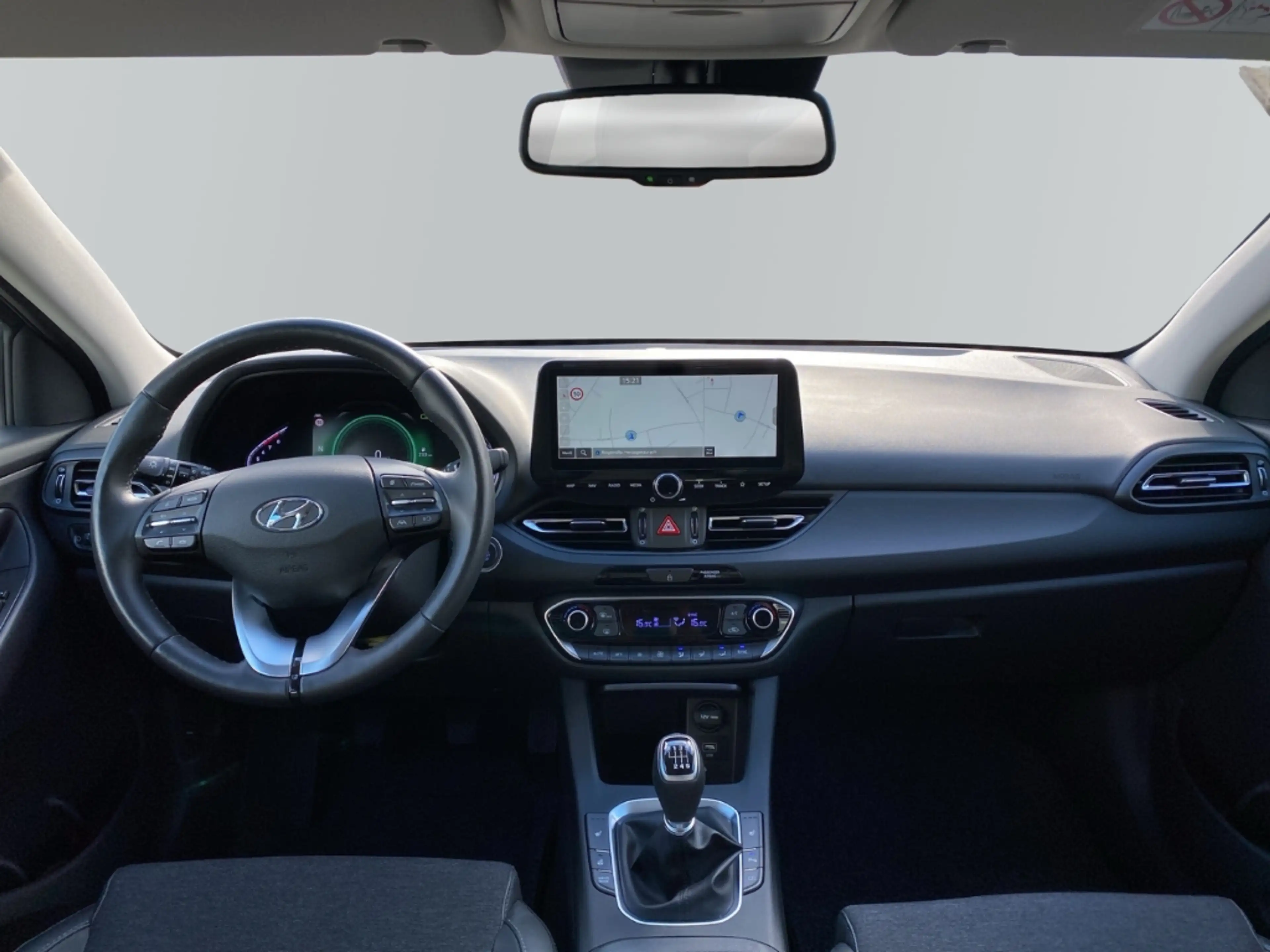 Hyundai i30 Kombi 1.5 T +48V Prime Navi LED SHZ DAB Rü.CAM PDC — photo 8