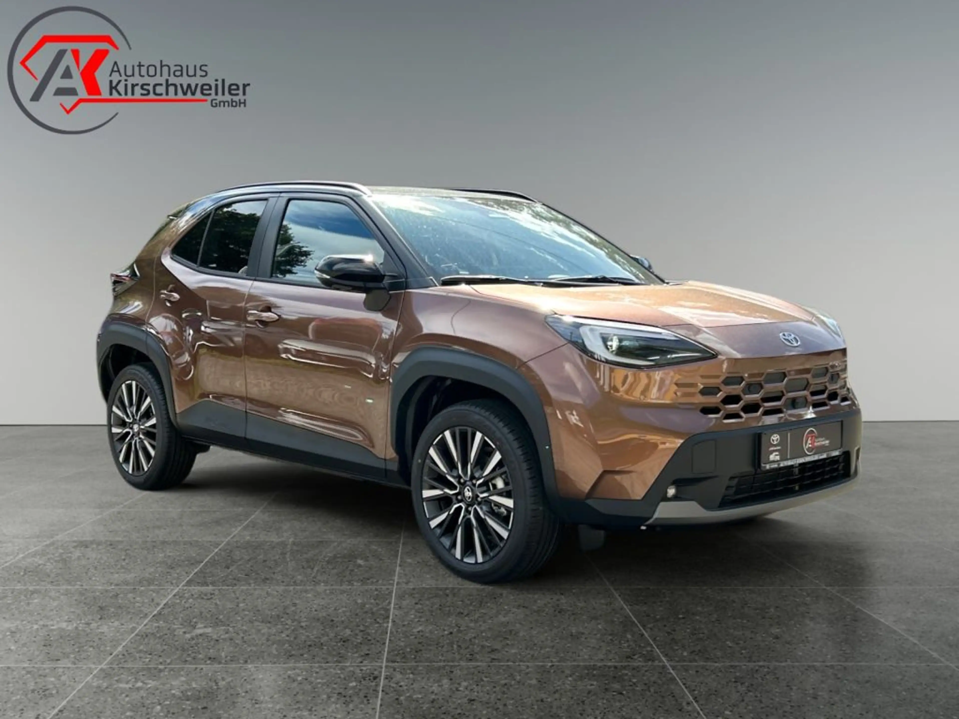 Toyota Yaris Cross Hybrid 130 1.5 VVT-i Lounge (XPB1) — photo 7